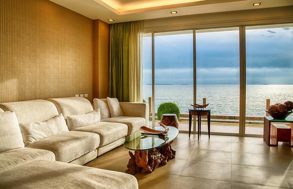 Paradise Ocean View Beach Front Condominium In Pattaya Bang Lamung Exterior foto